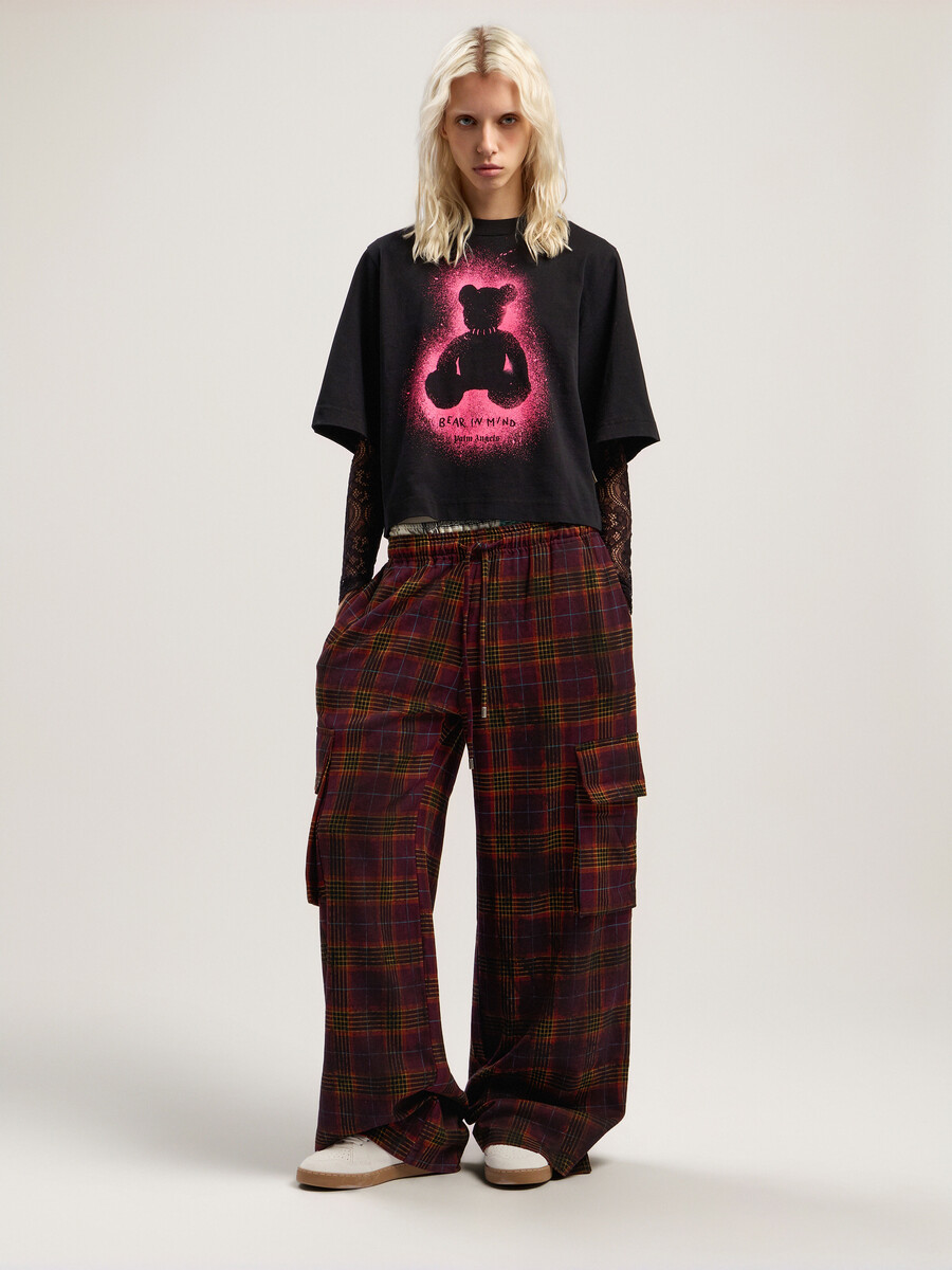 spray bear cropped tee