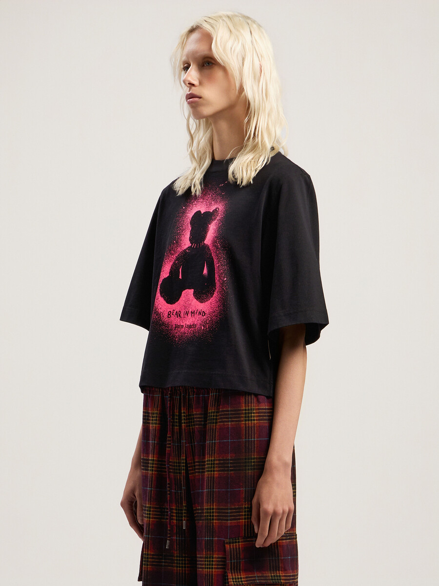 spray bear cropped tee