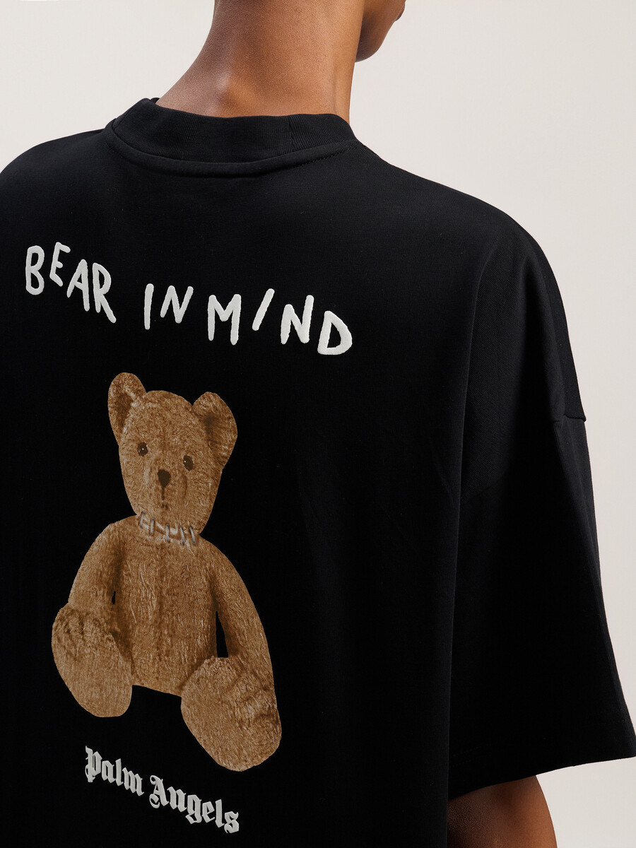 beachten sie dass das t-shirt locker sitzt.