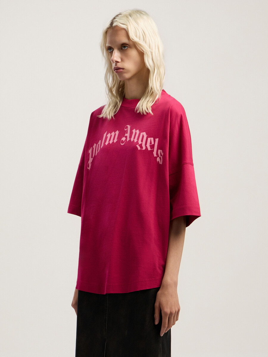 gebogenes logo-over-t-shirt