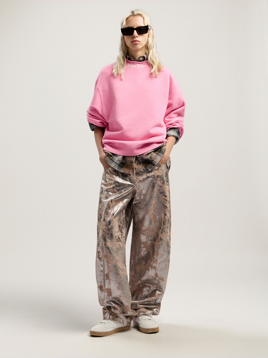 sweatshirt mit geschwungenem logokragen und ballonform