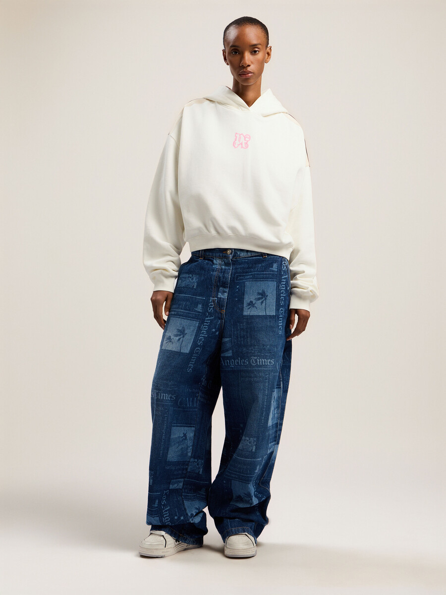 klassischer neon-crop-hoodie mit logo