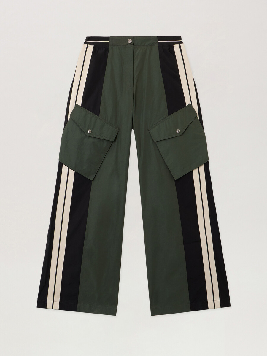 cargohose mit farbblock-design