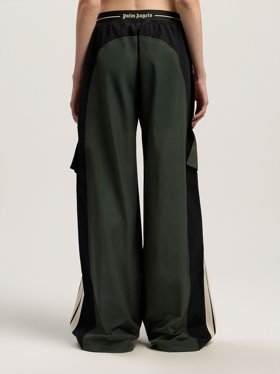 cargohose mit farbblock-design