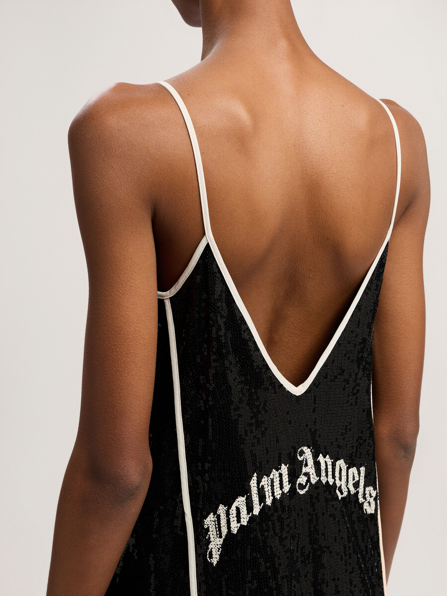 paillettenkleid mit geschwungenem logo