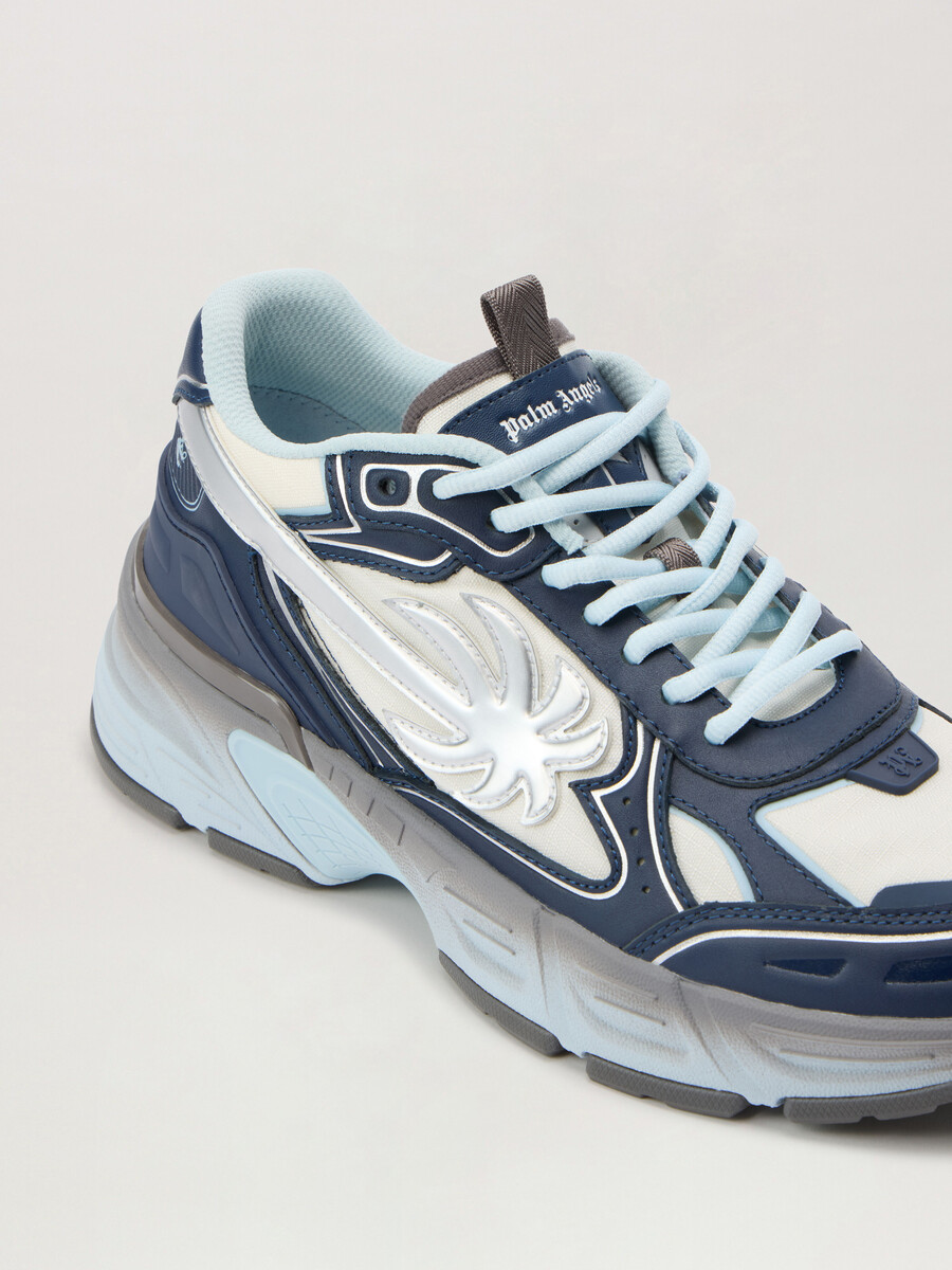 pa 4 sneakers