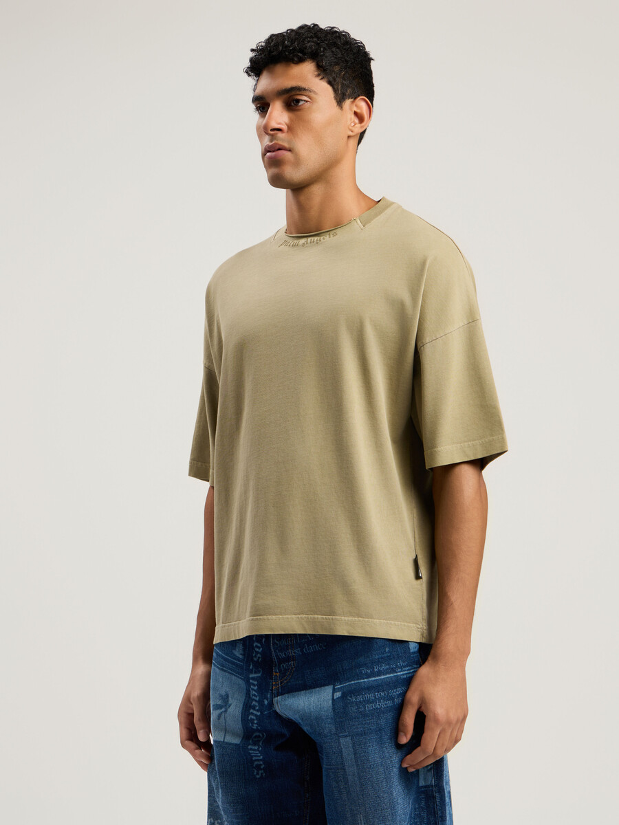 t-shirt mit geschwungenem logo und lockerem kragen