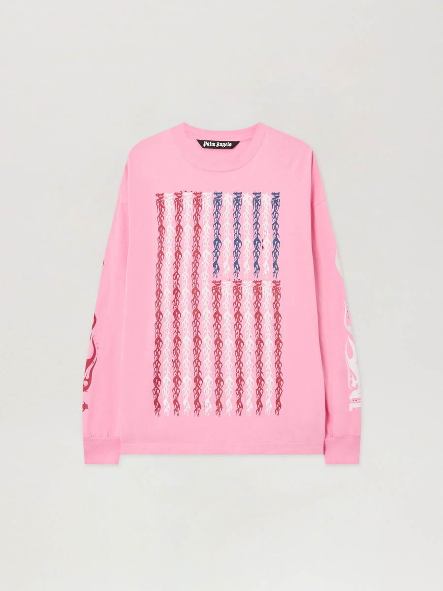 langarm-t-shirt mit flammenflagge
