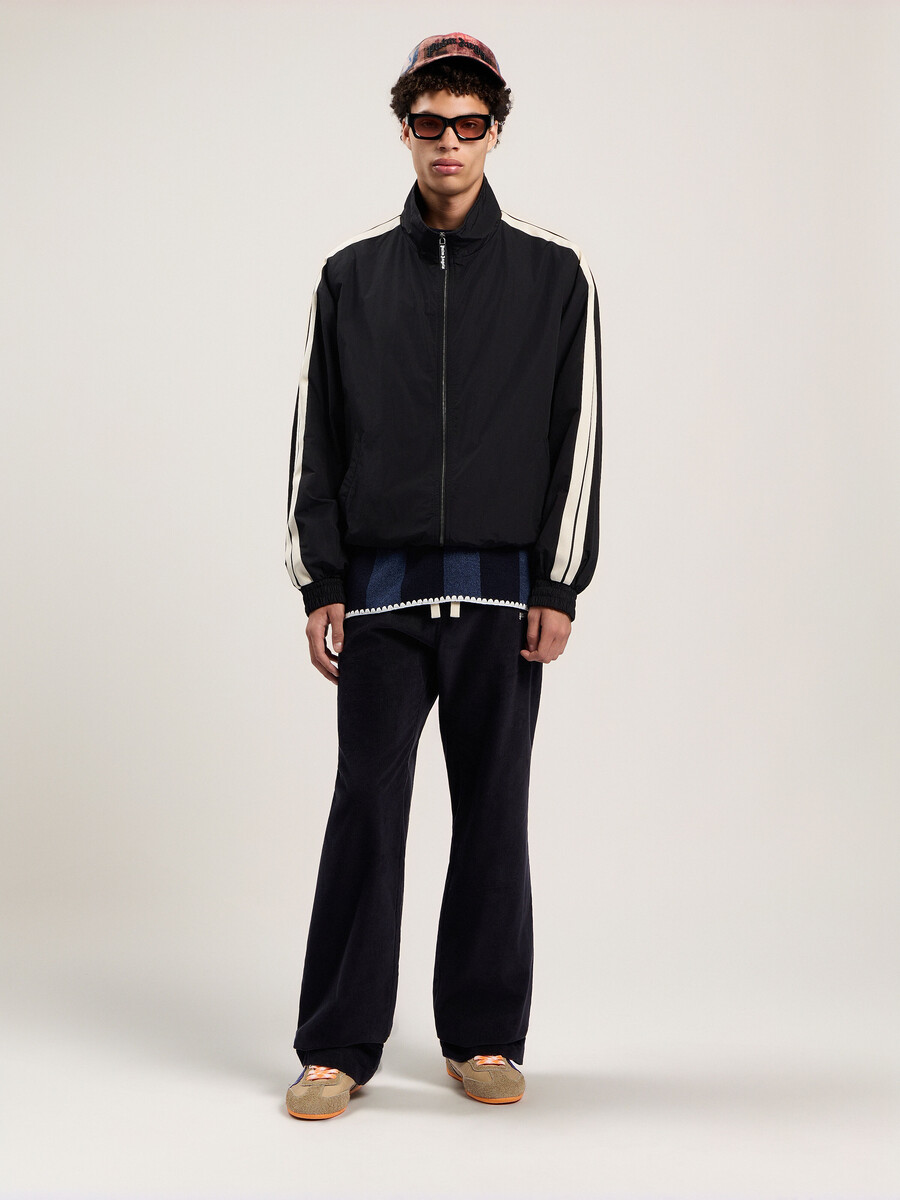 klassische windjacke mit logo
