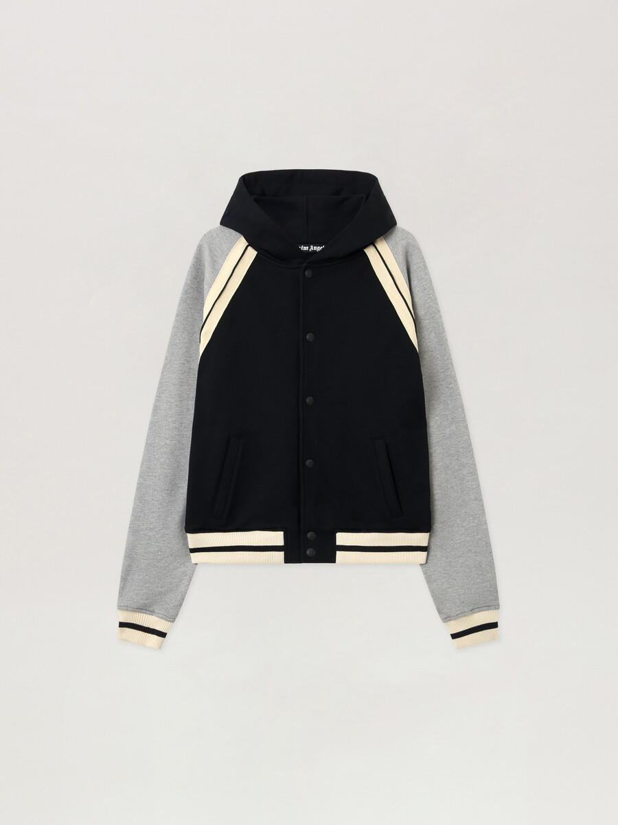 collegejacke mit geschwungenem logo