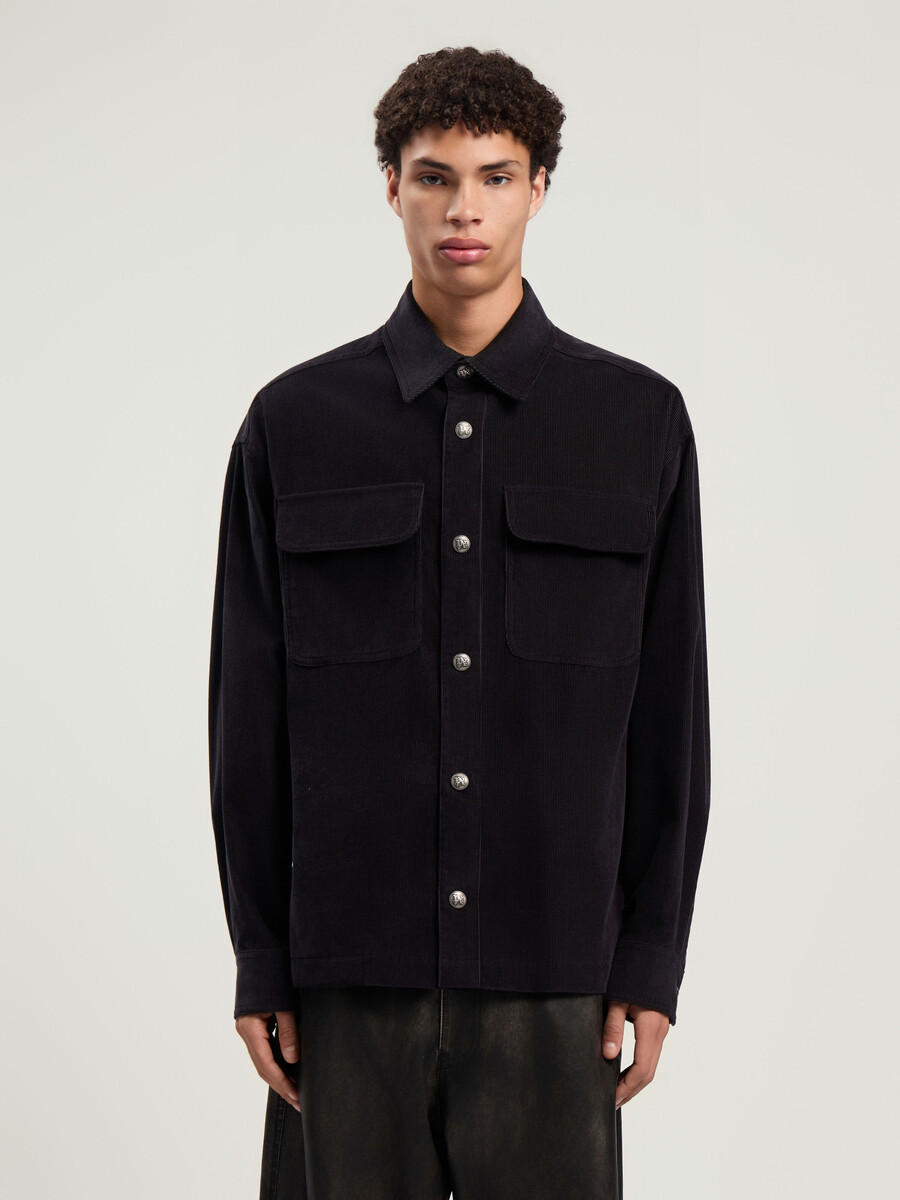 klassisches cord-overshirt mit logo
