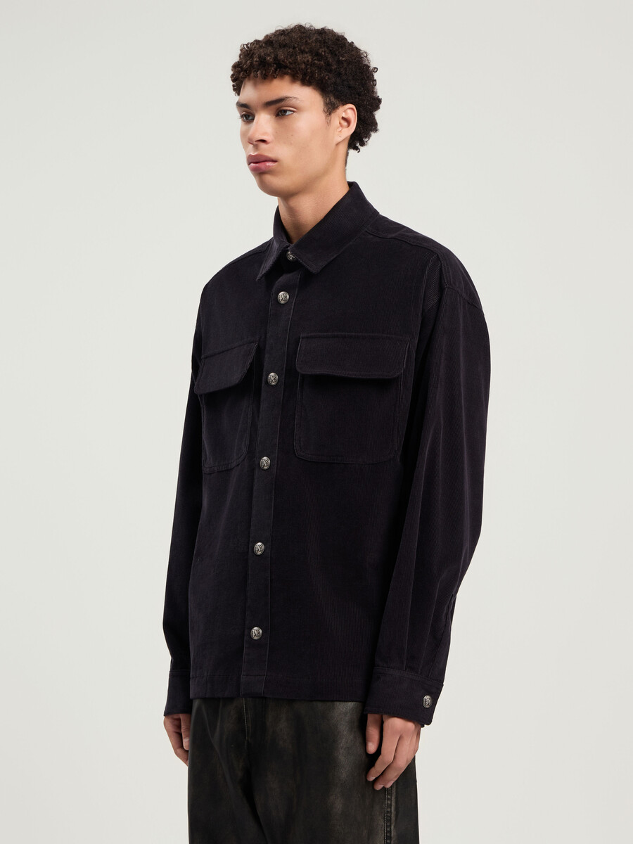 klassisches cord-overshirt mit logo