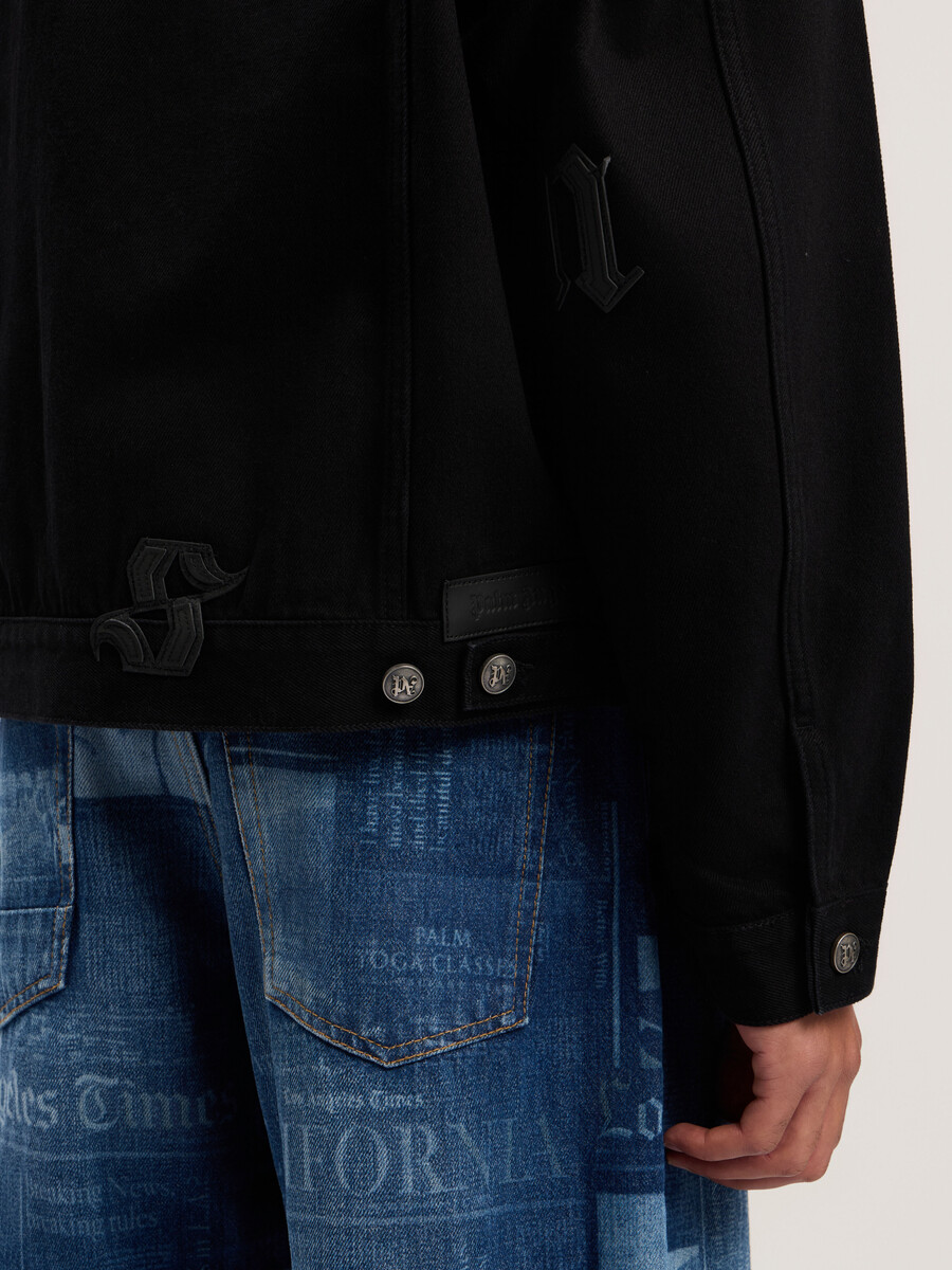 jeansjacke mit gothic-logo