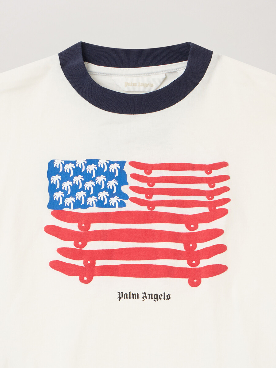 flaggenmotiv auf dem t-shirt