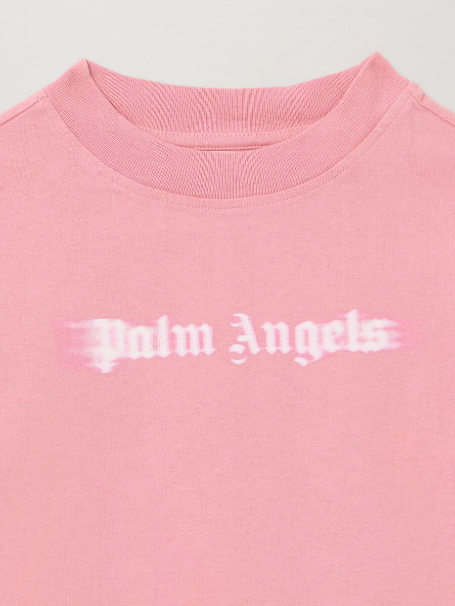t-shirt mit verschwommenem logo