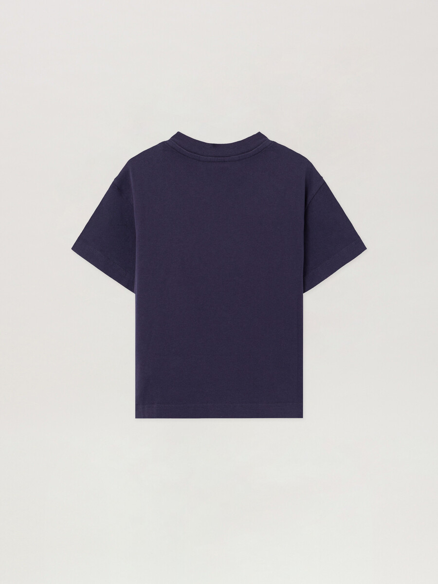 t-shirt mit nackenlogo