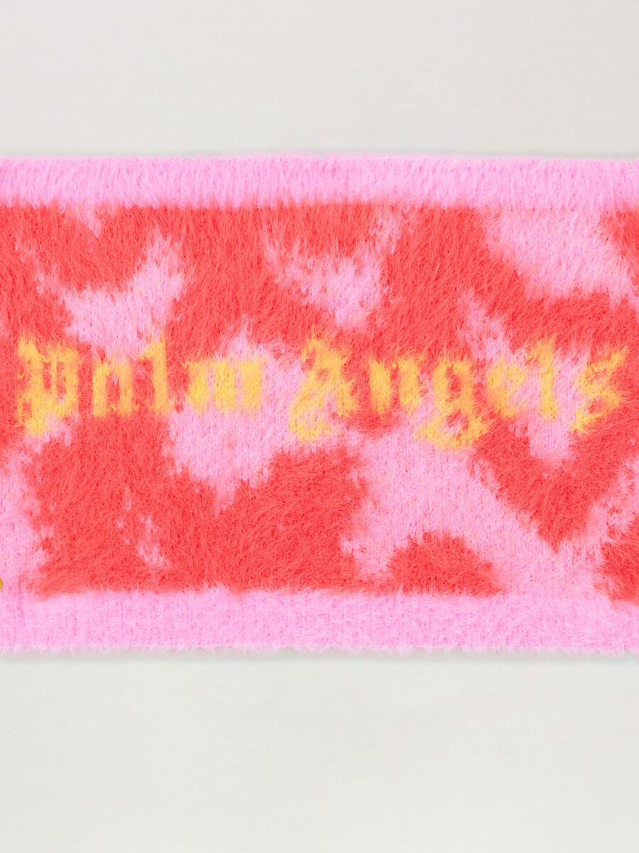 strickkragen mit sprühherzen